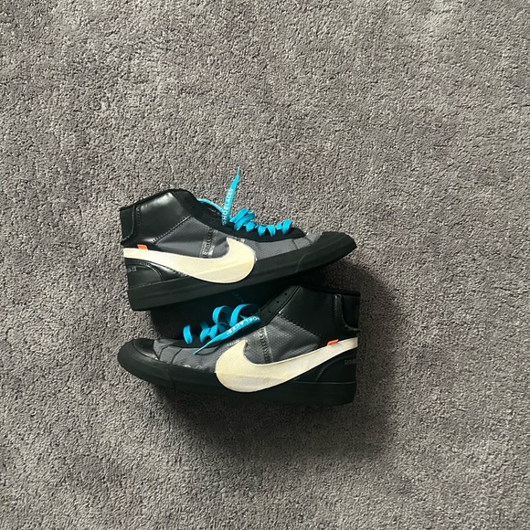 OFF WHITE Blazers w Exclusive Laces - Picture 3 of 4